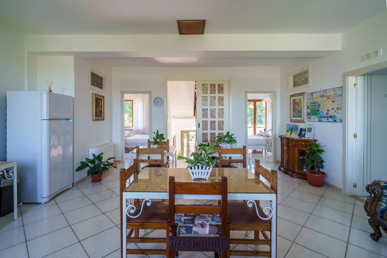 B&B Villa Le Mattine Агрополи Экстерьер фото