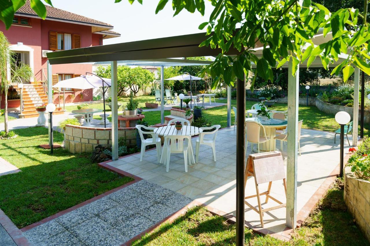 B&B Villa Le Mattine Агрополи Экстерьер фото